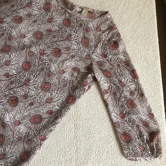 LOFT Peacock Feather Pattern Blouse Pink Tan - Size Large - Picture 16 of 16